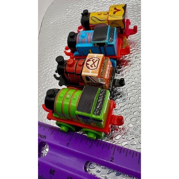 Thomas and Friends Percy, Bash, Victor Minis Train Engines Lot of 4 - 2014 - Picture 11 of 11